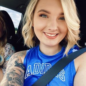 Meet your Posher, Gillian